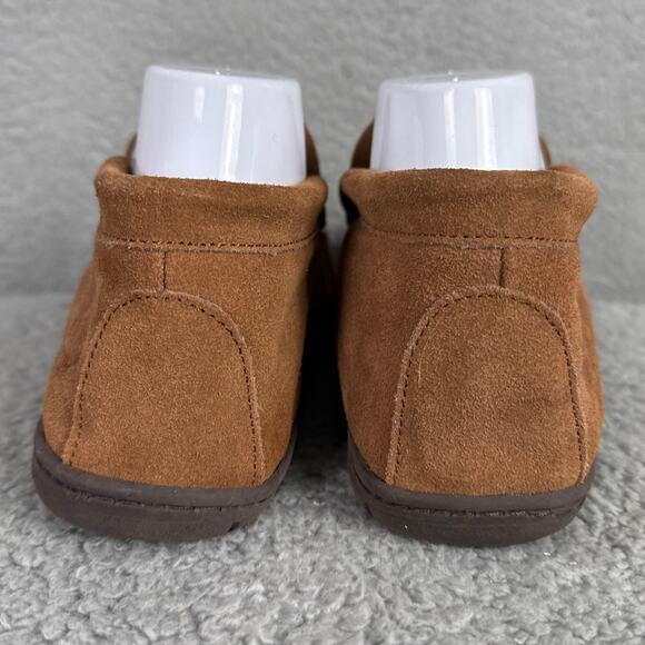 Staheekum Men\'s Moccasin Slippers Suede Upper Flannel Lining Size 8 NWOT/Box